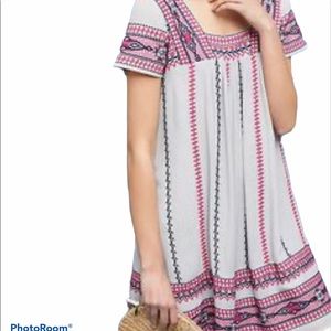 Maeve Gauze Textured Embroidered Tunic Dress